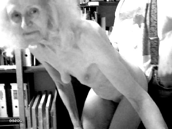 7P GRANNY Josee   camPC
