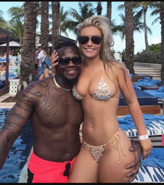 16P Bikini Clad White Women With Black Men 16