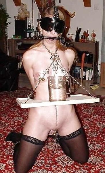 15P Amateur Women BDSM 278