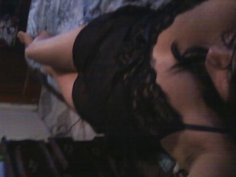 7P Married 34 year old latina via iPad wife
