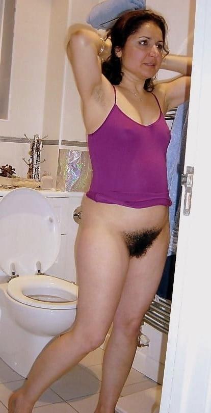 25P Only Hairy Bush 16