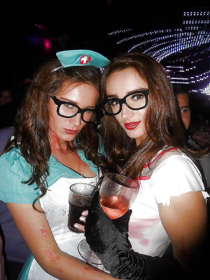 25P Hotties in da hip hop club