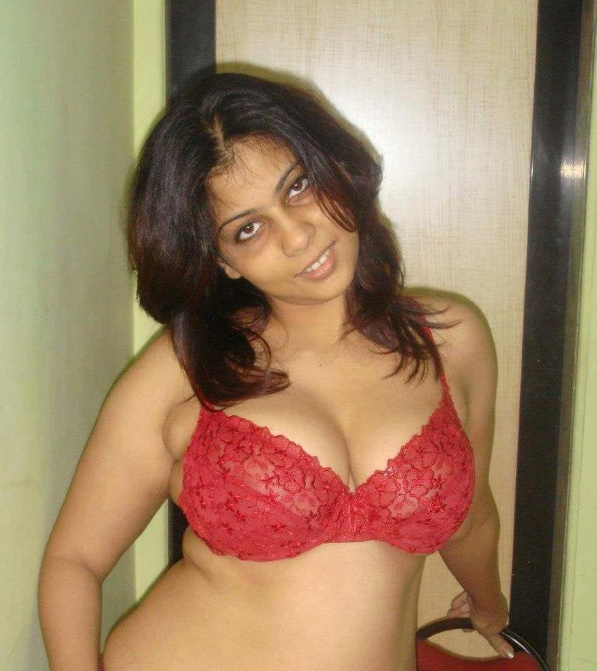 25P Hydrabad aunty show nude #3