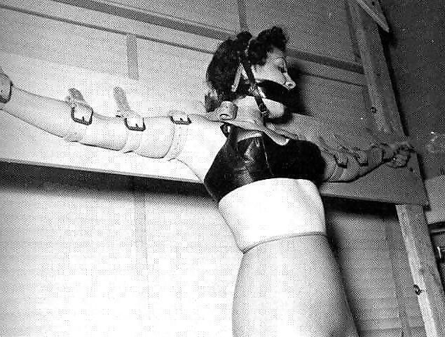 25P Vintage BDSM