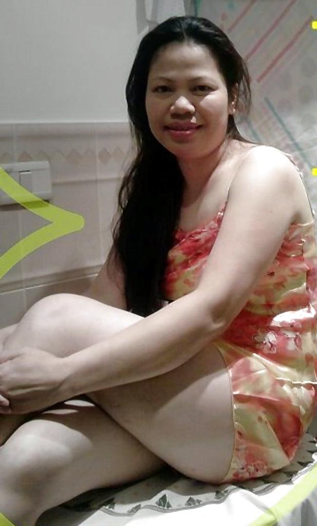 9P Hot Filipina - Milan