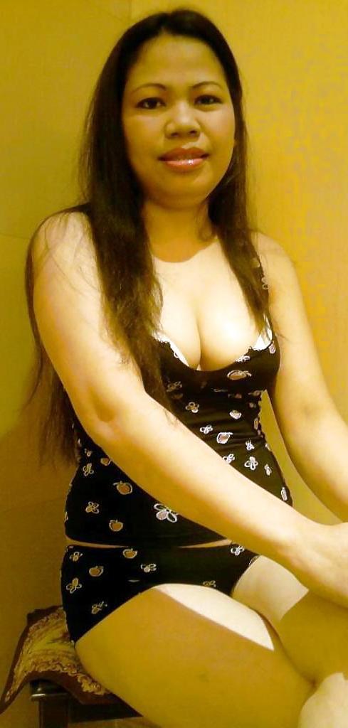 9P Hot Filipina - Milan