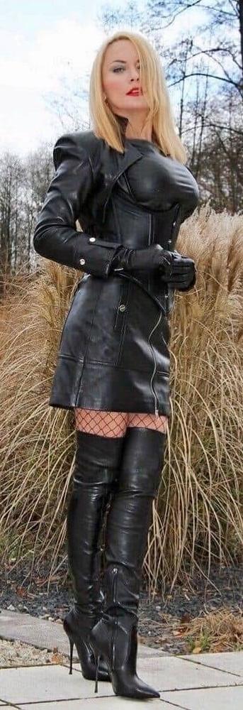 25P Hot Fishnet #5