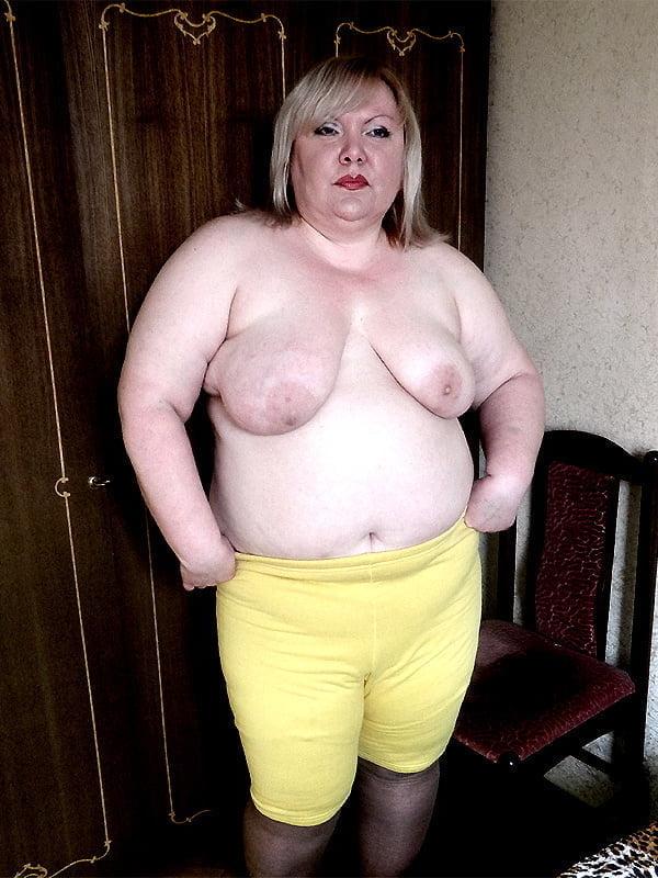 25P Older and hot 120 (Saggy tits)