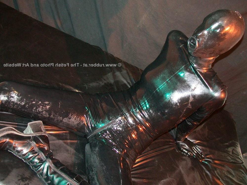 25P Latex Ladies