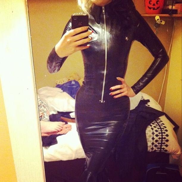 25P Latex amateur and selfie 109