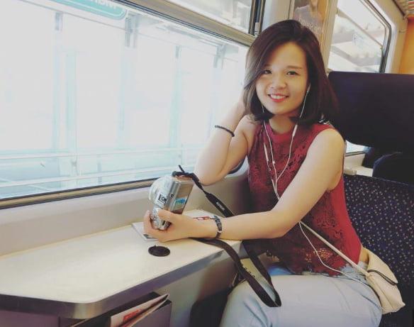 20P SDRUWS2 - ASIAN FLYGHT ATTENDANT NUDE LEAKED PICS