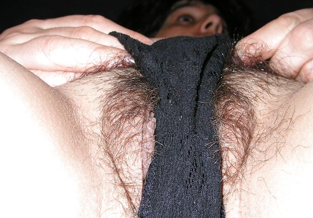 24P Hairy pussy in panties