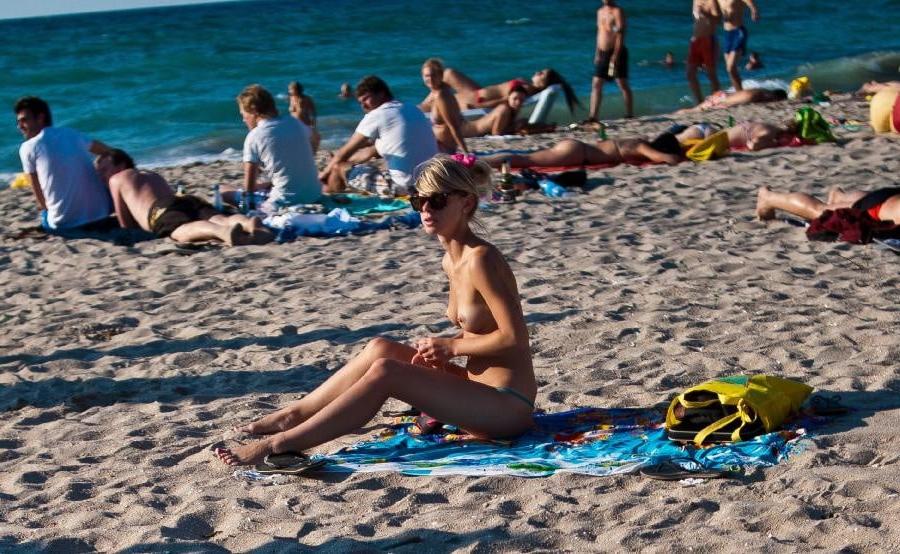 25P Mix beach sex 153