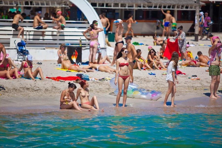 25P Mix beach sex 153