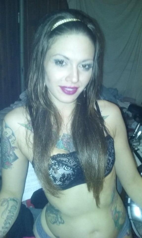 16P Kennedy saggy wrinkled empty floppy hanging tits tatoo pt 1