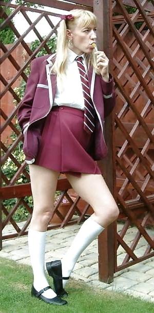25P 18+ in school uniform
