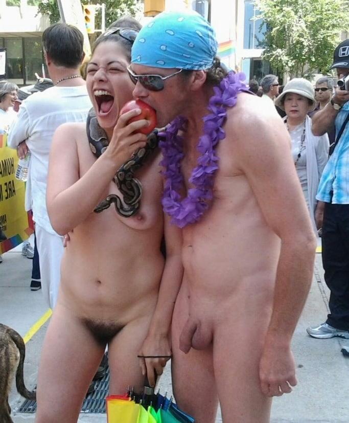 25P 0778 Various Nude Beach Couples