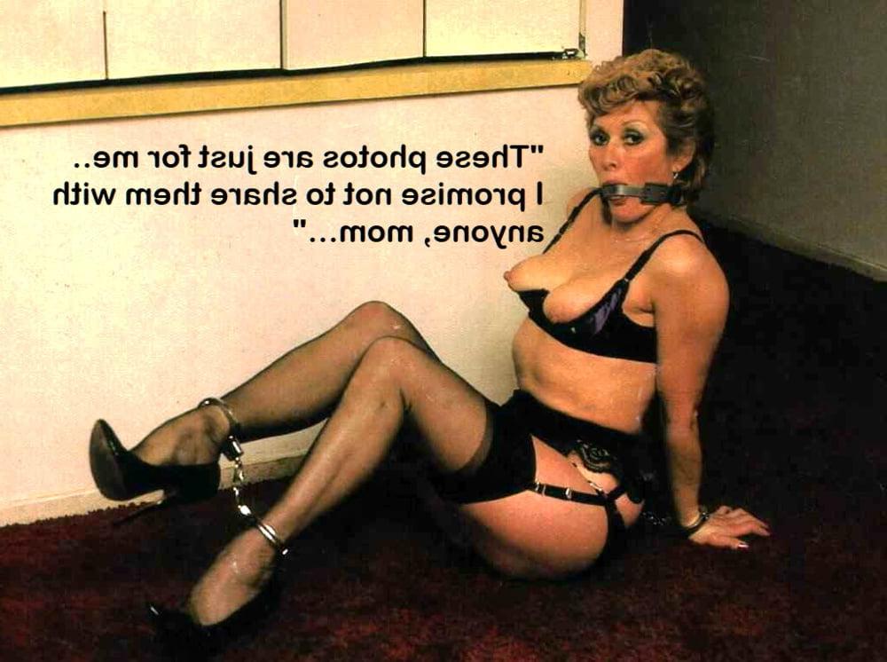 15P Amateur Women BDSM 261