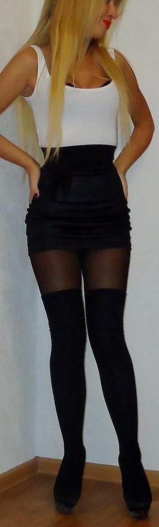 25P Nylon girls for cumming
