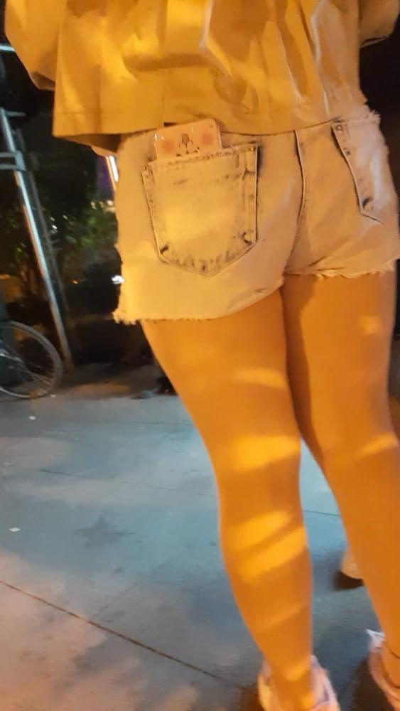 10P Big white ass