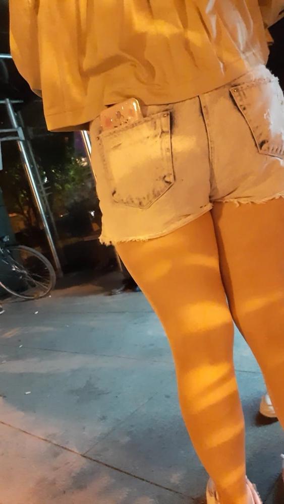 10P Big white ass