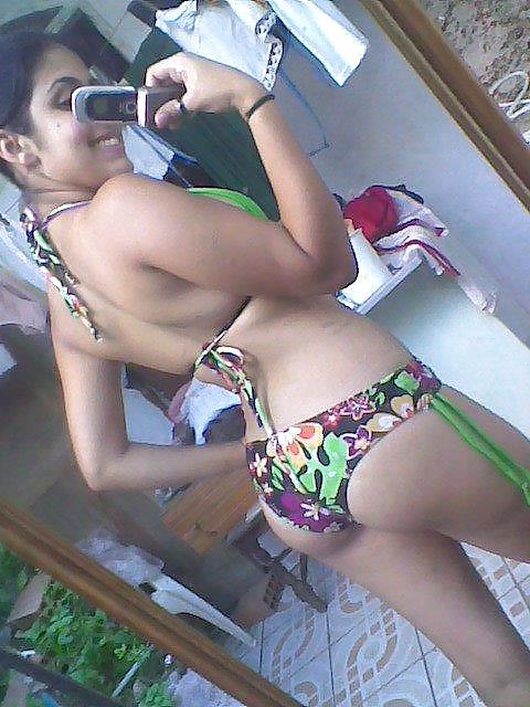 25P BUSTY LATINA SELFSHOOTS