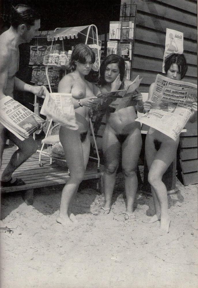 25P 0775 Very old nude beach photo.