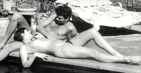 25P 0775 Very old nude beach photo.