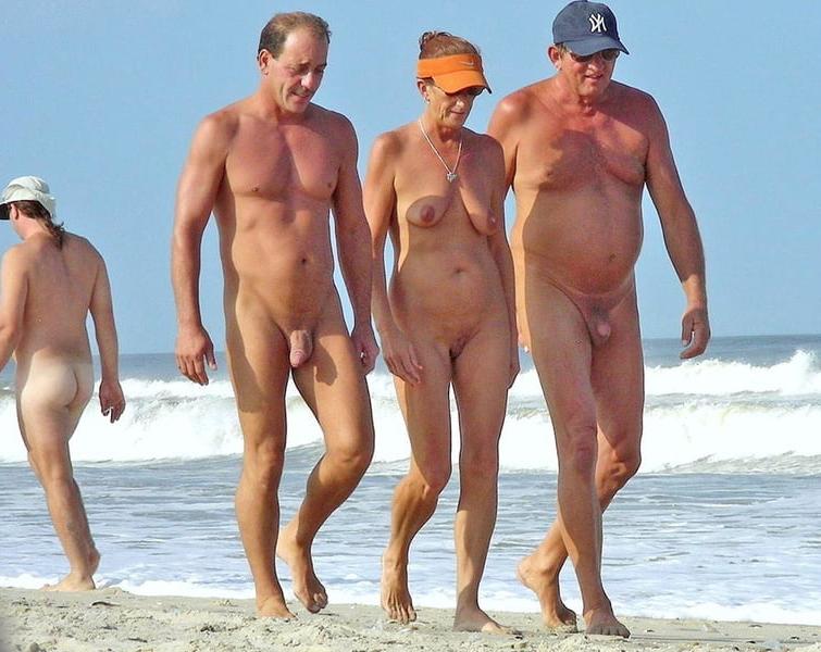 25P Nudist