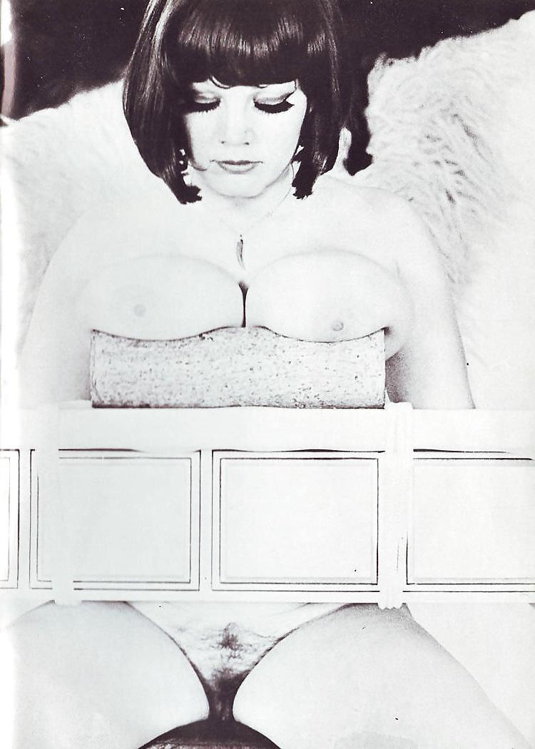 25P Vintage Bizzare Big tits Bdsm