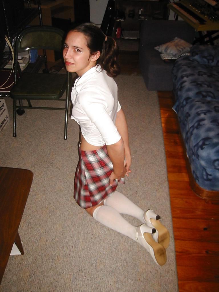 25P LATINA POSING IN SCHOOLDRESS