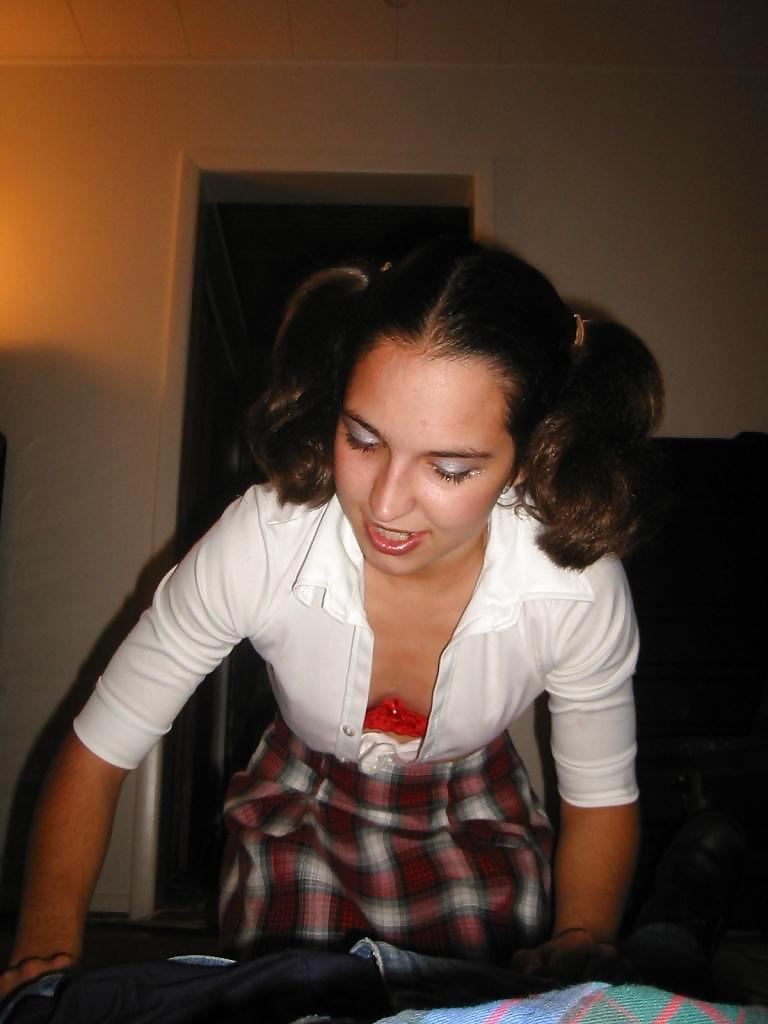 25P LATINA POSING IN SCHOOLDRESS