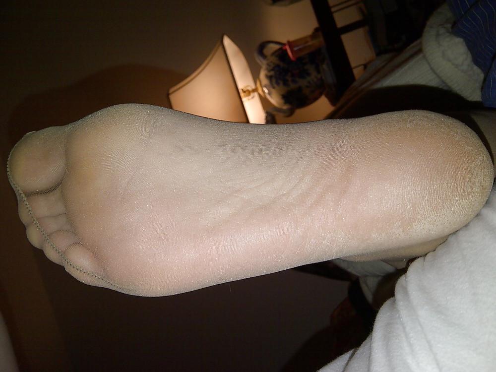 19P My wife in pantyhose.