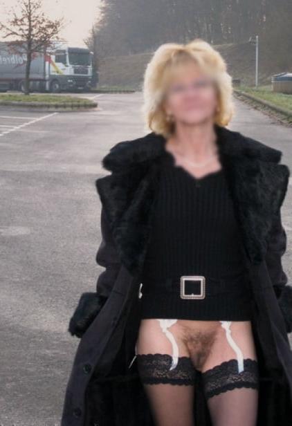 20P exhibition outdoor nudist 75
