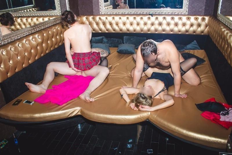 25P Mix sex swingers amateurs 106