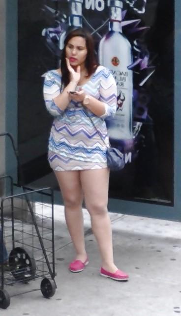 6P New York Bus Stop Girls