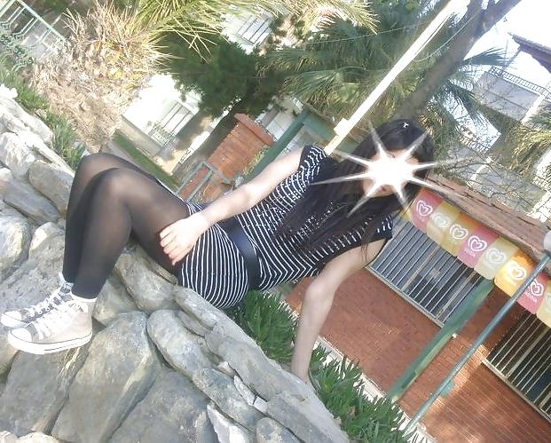 16P Turkish hatun devam liseli facebookdan sexi resimler