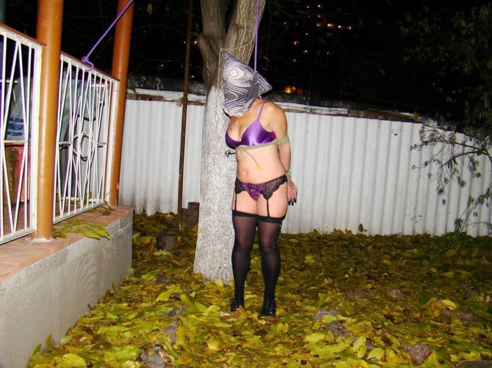 15P Amateur Women BDSM 243