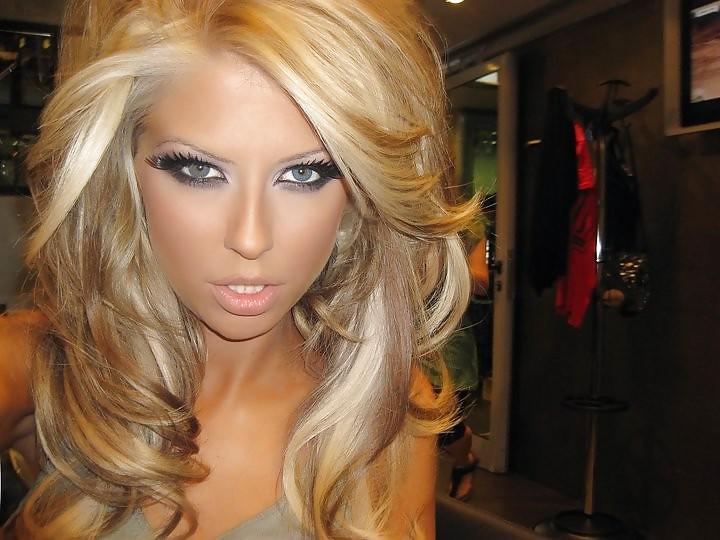 11P Wanking favourites: NN girls