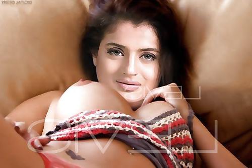 15P Amisha patel - raat ki rani