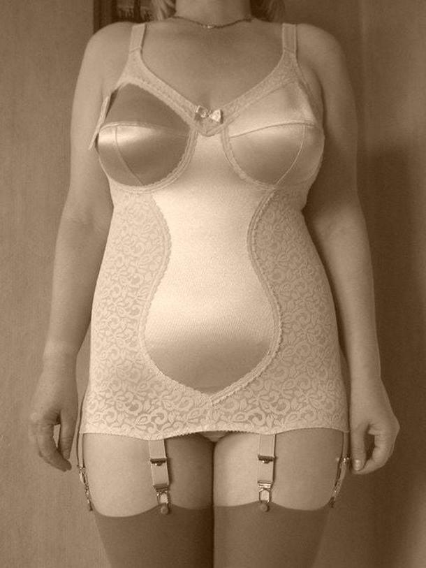25P Black and White 3