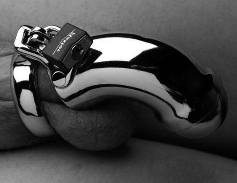 25P Black and White