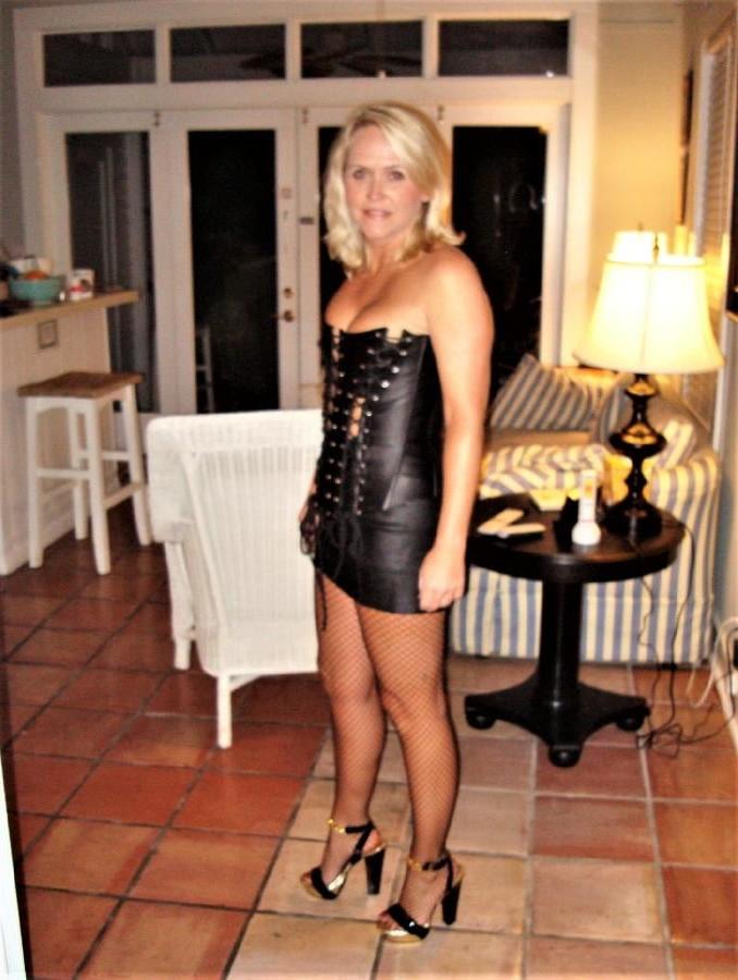 25P Mix sex swingers amateurs 100