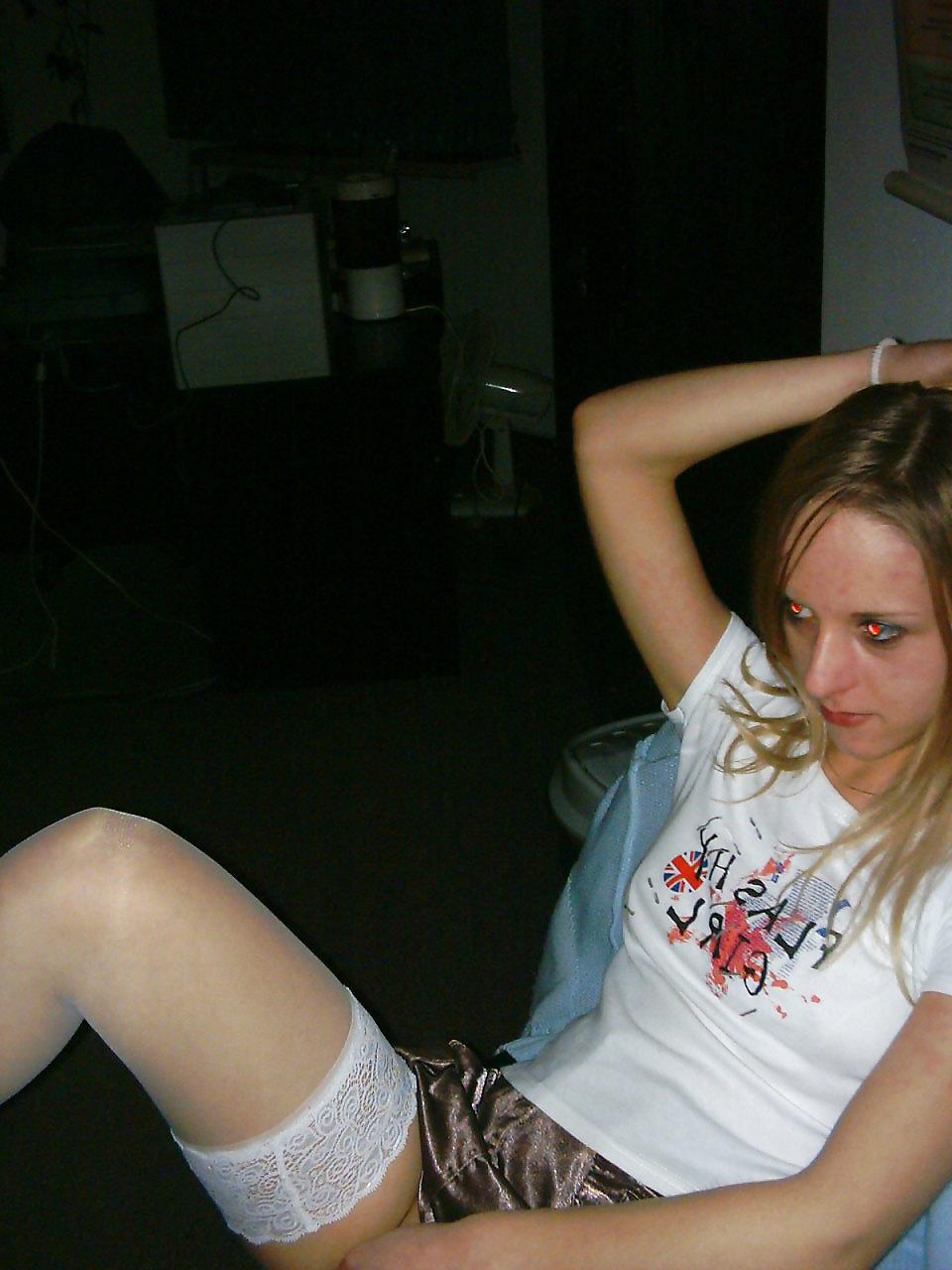 14P Cute blonde teen pussy