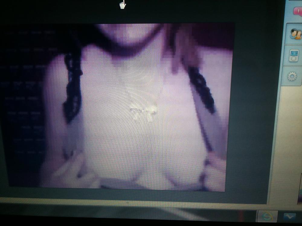 16P Webcam chattin