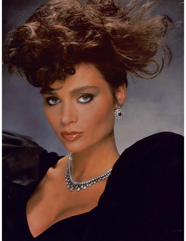 25P Playboy Magazine (July '86) - Nude Photos Only