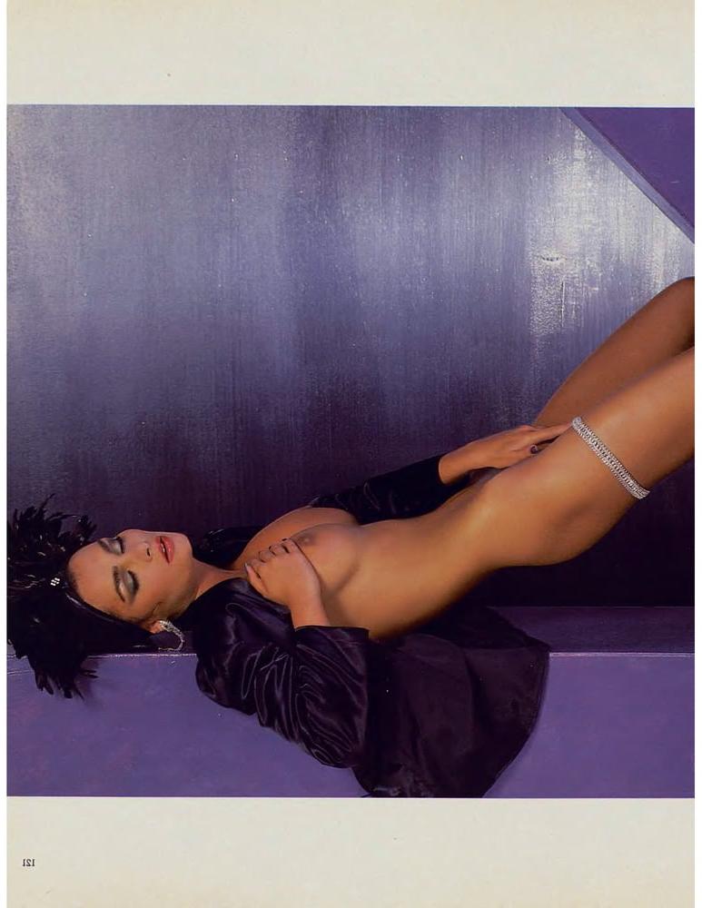 25P Playboy Magazine (July '86) - Nude Photos Only