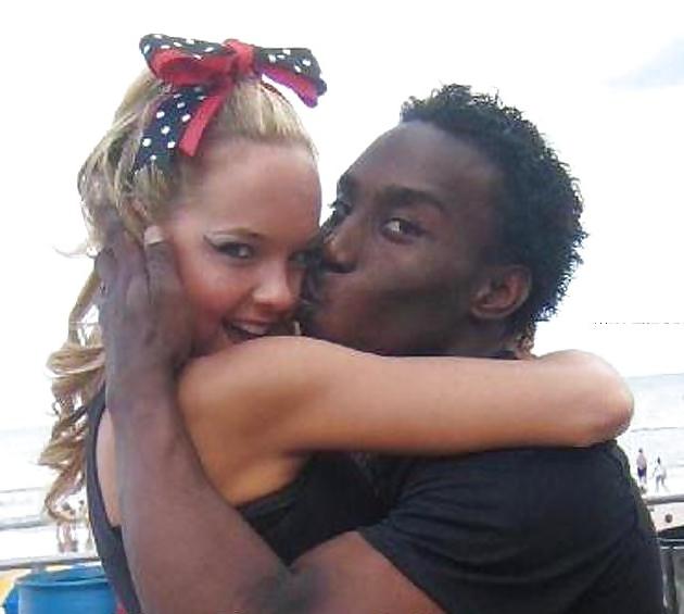 25P Hottest Interracial Pics 