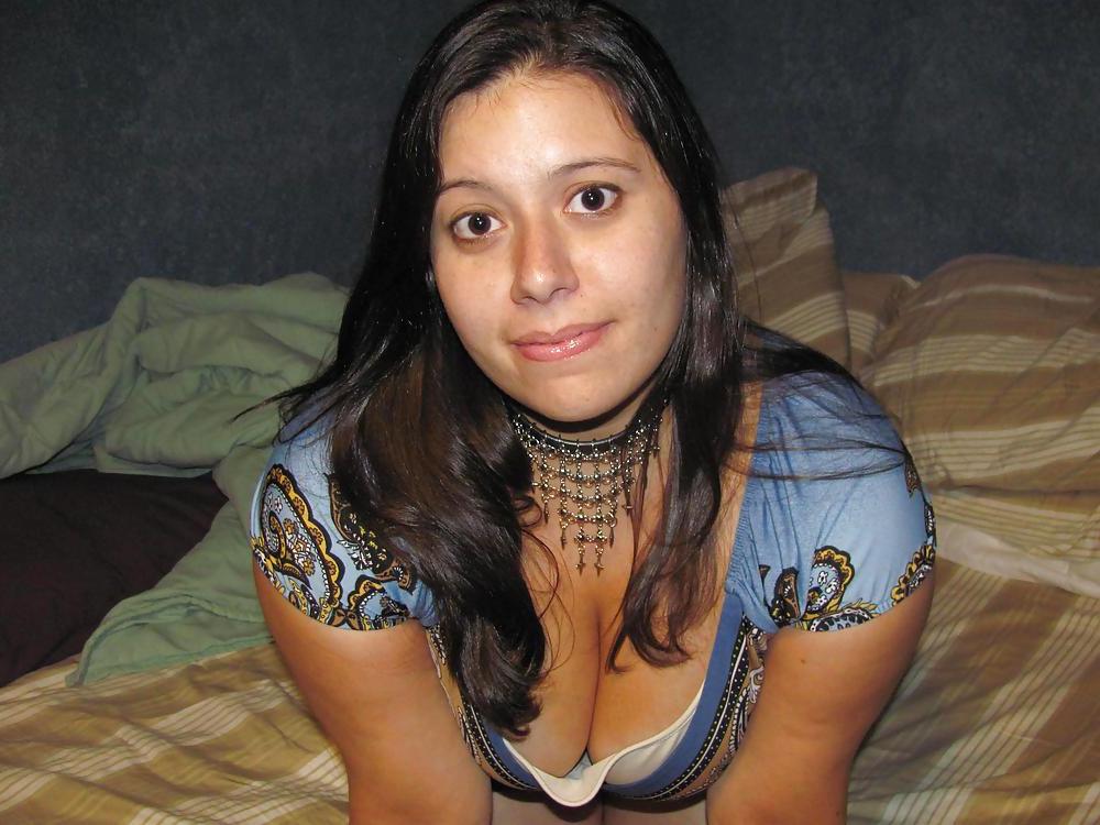 25P LATINA GIRL WITH BEAUTIFUL TITS