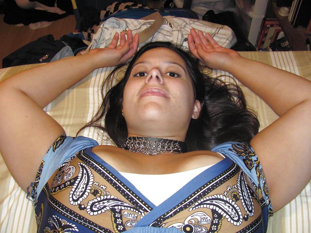 25P LATINA GIRL WITH BEAUTIFUL TITS